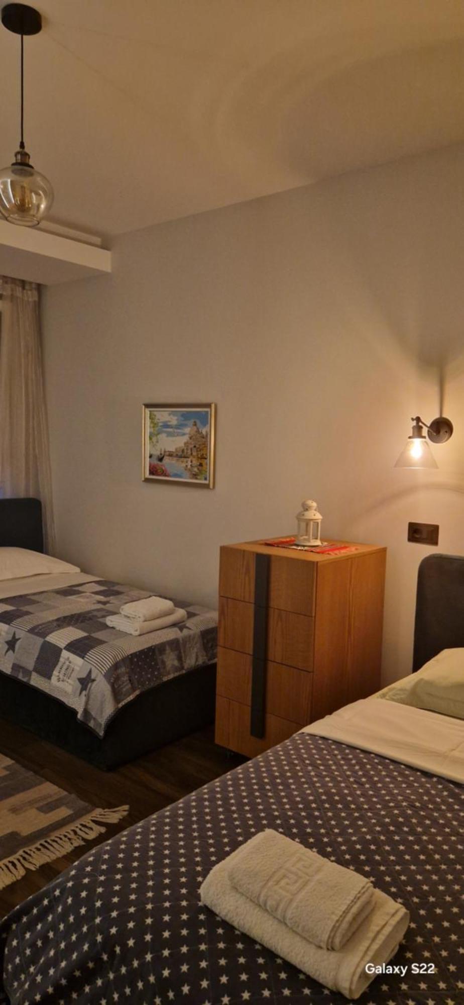 Central Deluxe Apartment Tirana Exterior photo